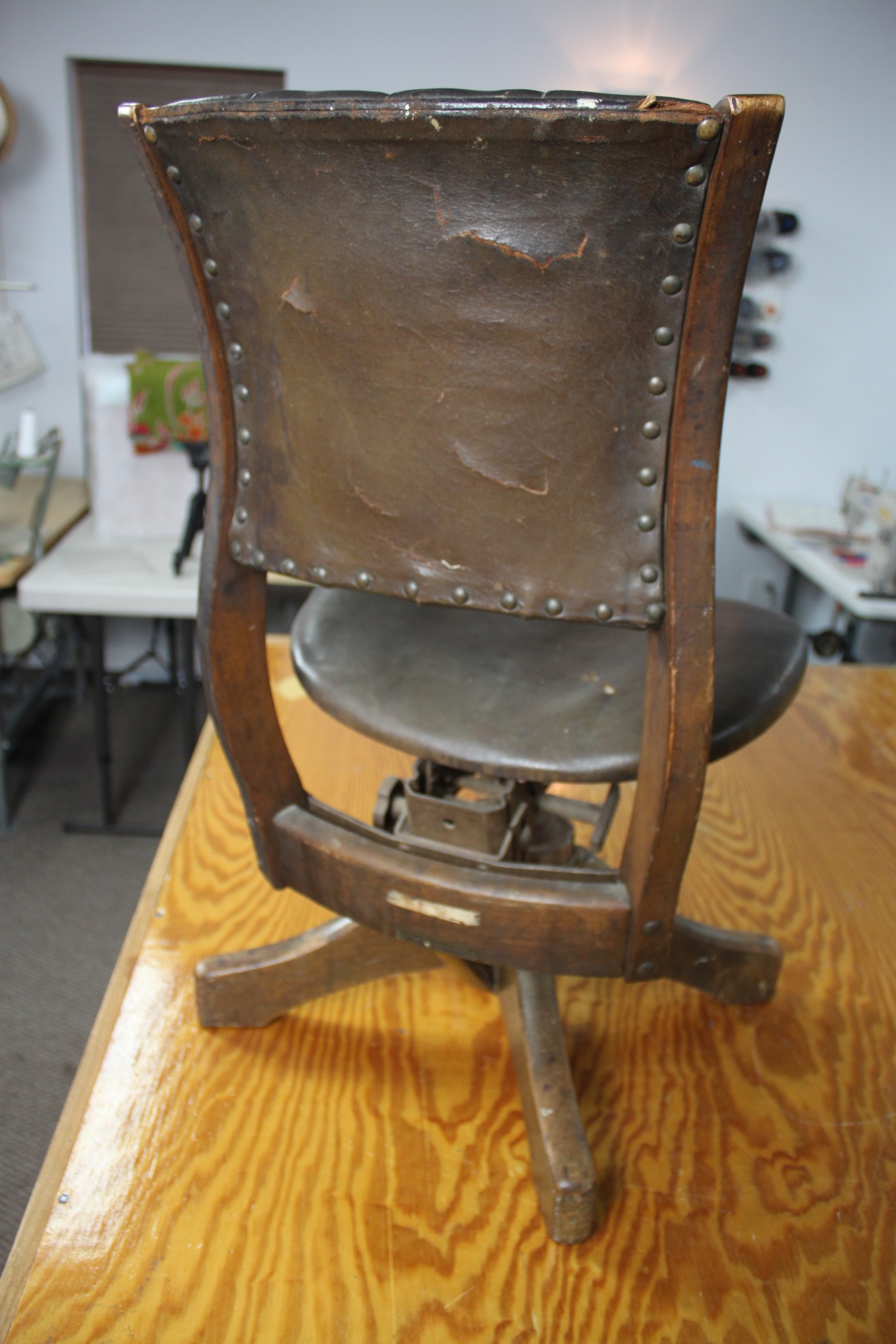 Reupholster an antique office chair 2