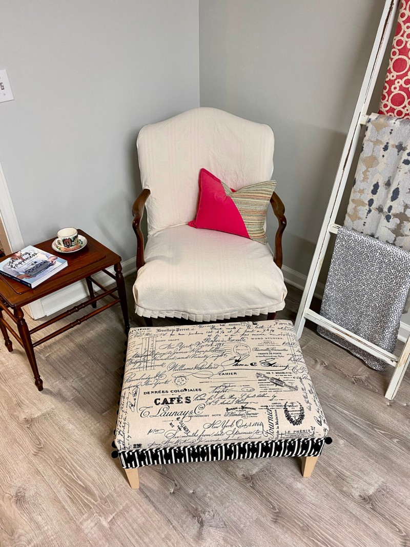 How to Reupholster an Ottoman Online Upholstery experts